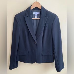 Women’s suit jacket size 4